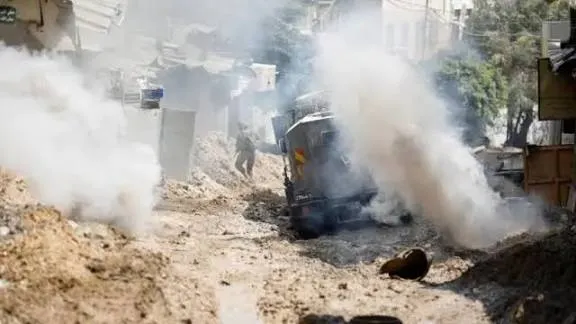 مسيّرات الغاز .. استعدادات إسرائيلية لتشديد القيود على الضفة الغربية مع اقتراب رمضان